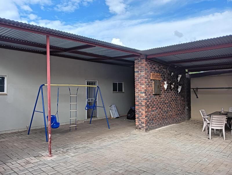 4 Bedroom Property for Sale in Vryburg North West